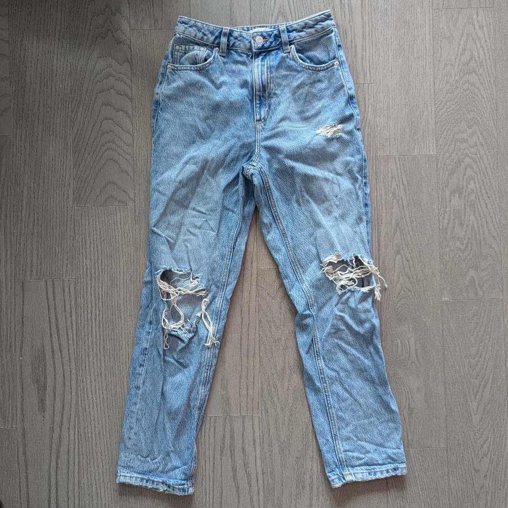 Dynamite Claudia Light Blue Ripped Mom Jeans Size 25
